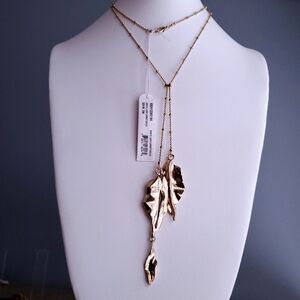 NWT Aqua Necklace Gold-tone Daryl Leaf Lariat Long Pendant Necklace 30in